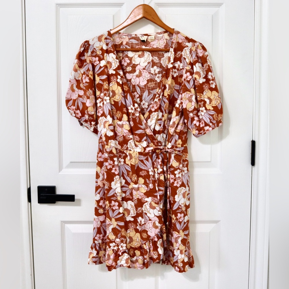 Roxy Floral Wrap Mini Dress in Rust, Pink & Cream, ruffles, fit & flare, beach